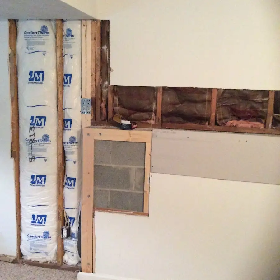 Wall insulation replacement during Structural Drying in Mustang